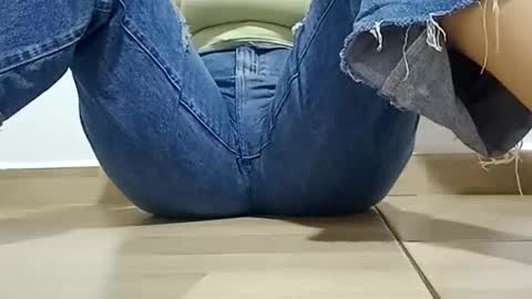 Annie online show from 11.14.25