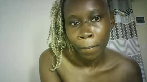 Snapshot of sunshine_g chatting on 01.17.26 Sunshine online show from 01.17.26