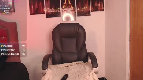 Snapshot of sunshine_gh1 chatting on 02.23.25 Sunshine online show from 02.23.25