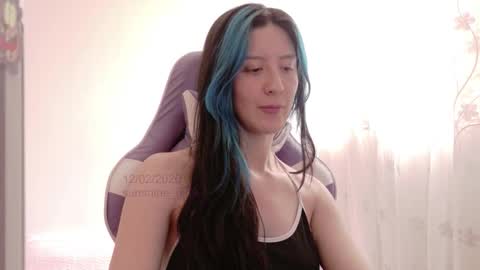 Snapshot of sunshine_girl9 chatting on 02.12.26 sunshine_girl9 online show from 02.12.26