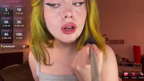 Snapshot of sunshine_lina chatting on 03.17.26 Lina online show from 03.17.26