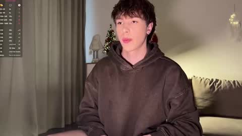 Snapshot of sunshinealex chatting on 01.06.26 sunshinealex online show from 01.06.26