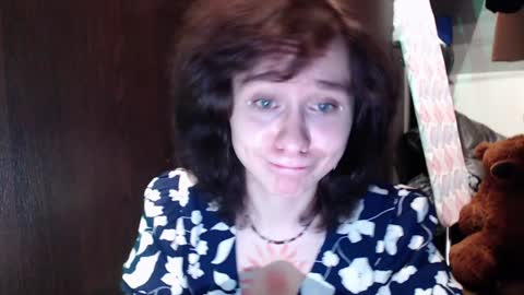 Snapshot of sunshinehella chatting on 12.02.24 Hella online show from 12.02.24