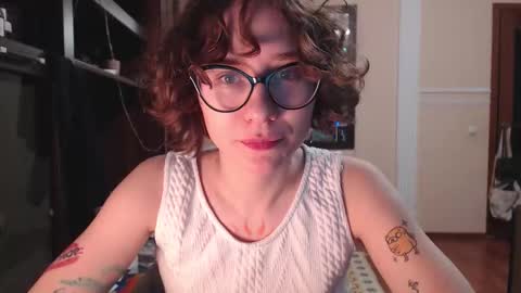 Snapshot of sunshinehella chatting on 02.22.26 Hella online show from 02.22.26