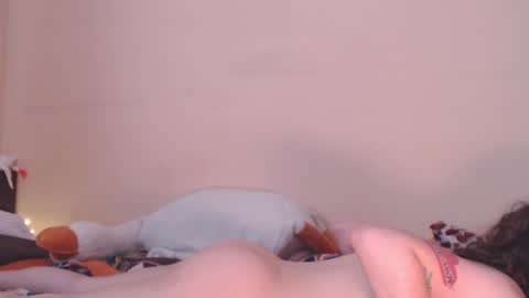 Snapshot of sunshinehella chatting on 03.07.26 Hella online show from 03.07.26