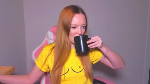 SunShuneXxX online show from 10.27.25