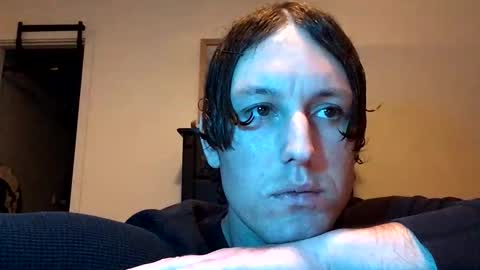 Snapshot of suntresh chatting on 10.18.25 suntresh online show from 10.18.25