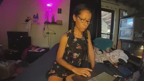 Snapshot of supakinkycouple chatting on 12.20.25 SupaKinkyCouple online show from 12.20.25