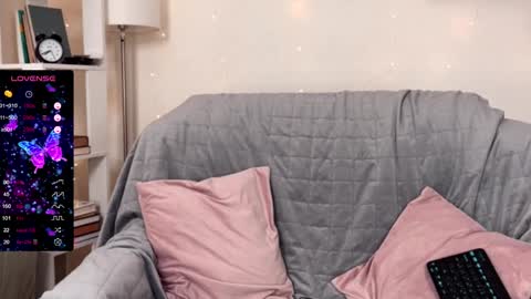 Snapshot of super_peach_stream chatting on 12.29.24 ANNApvt open full info in bio online show from 12.29.24