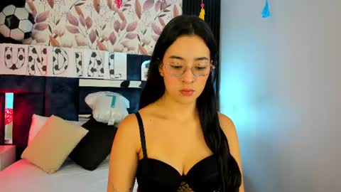 Snapshot of susa1userma_ chatting on 06.19.26 Susann online show from 06.19.26