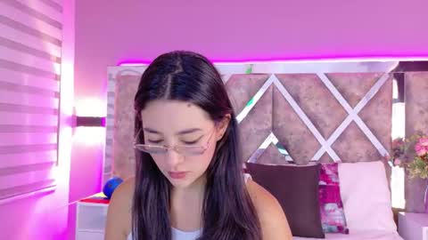 Snapshot of susa1userma_ chatting on 06.27.26 Susann online show from 06.27.26