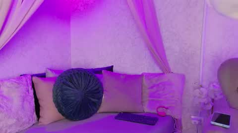 Snapshot of susa1userma_ chatting on 07.15.26 Susann online show from 07.15.26