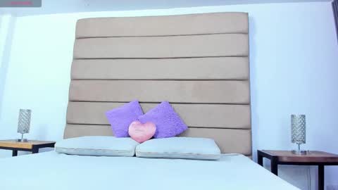 Snapshot of susan_elliot chatting on 11.07.25 Susan online show from 11.07.25