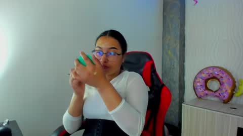 Snapshot of susan_moore29 chatting on 07.21.26 susan online show from 07.21.26