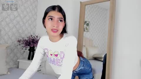 Snapshot of susana__sanchez chatting on 03.09.25  SUSANA  online show from 03.09.25