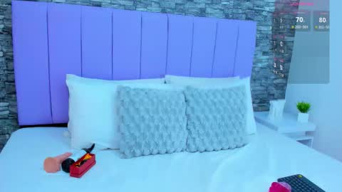 Snapshot of susana_ross8 chatting on 11.06.25 susana_ross8 online show from 11.06.25