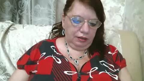 Snapshot of susanaahsun chatting on 12.18.24 SusanaAhSun online show from 12.18.24