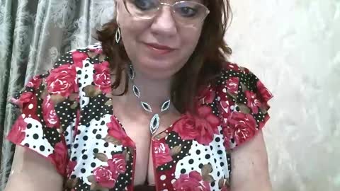 Snapshot of susanaahsun chatting on 01.03.25 SusanaAhSun online show from 01.03.25