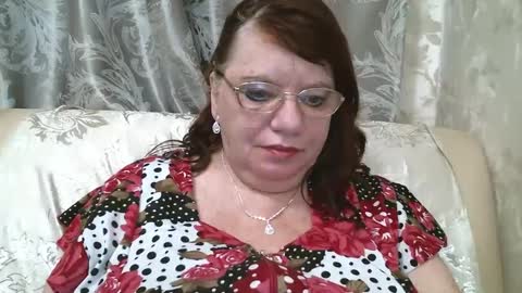 Snapshot of susanaahsun chatting on 02.05.25 SusanaAhSun online show from 02.05.25