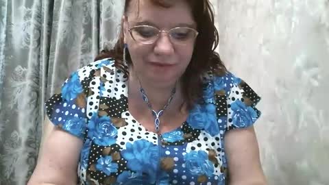 Snapshot of susanaahsun chatting on 10.24.25 SusanaAhSun online show from 10.24.25