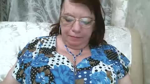 Snapshot of susanaahsun chatting on 12.05.25 SusanaAhSun online show from 12.05.25