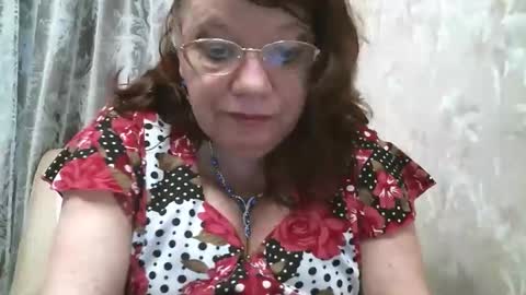 Snapshot of susanaahsun chatting on 12.16.25 SusanaAhSun online show from 12.16.25