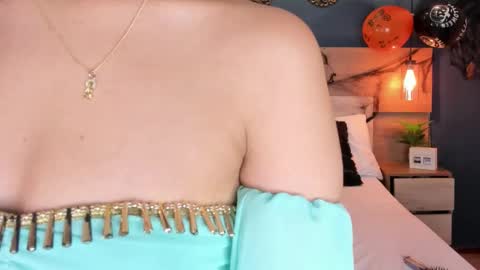 Snapshot of susanadams1 chatting on 10.23.25 Susan online show from 10.23.25