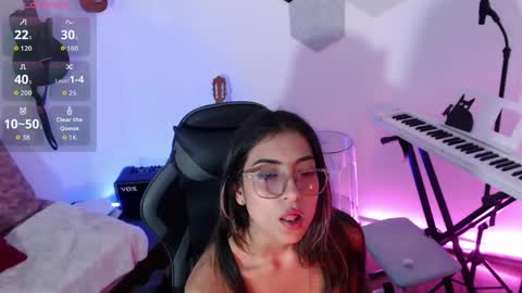 Susana hendrix    online show from 04.24.26