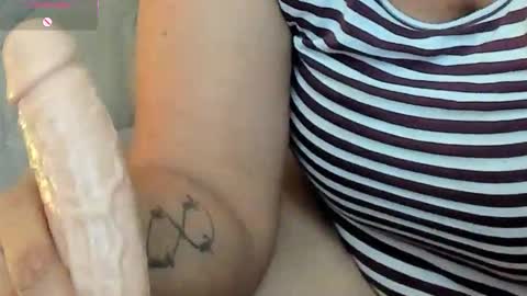 Amelia  online show from 01.05.26