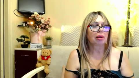 Snapshot of susiexnoreen chatting on 07.21.26 SusiexNoreen online show from 07.21.26