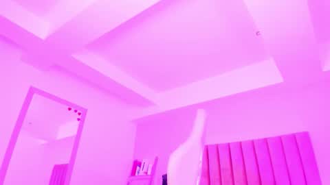 Snapshot of sussan_nicolle1 chatting on 11.05.25 Sussan Nicole online show from 11.05.25