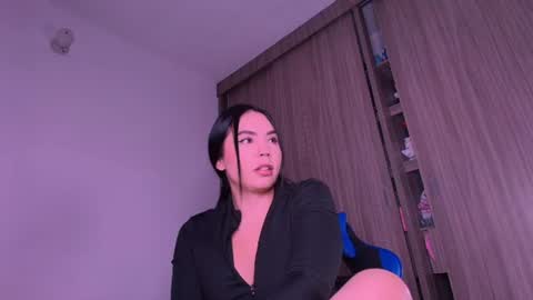 Snapshot of sussidream chatting on 07.17.26 Andrea online show from 07.17.26