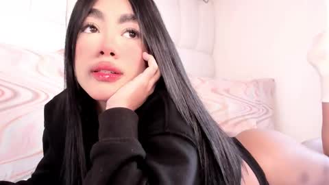 Sussie Tompsom online show from 03.07.26