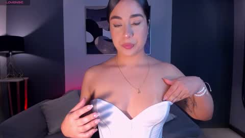 Sussy Bell online show from 10.03.25