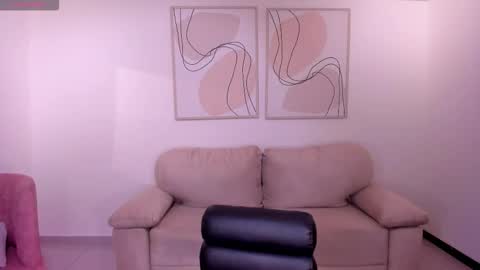 Sussy Bell online show from 11.29.25