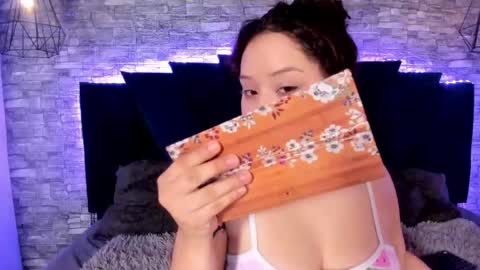 suxan_white online show from 04.23.26