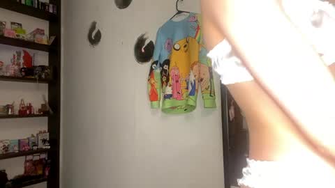 Suzanna online show from 04.23.26