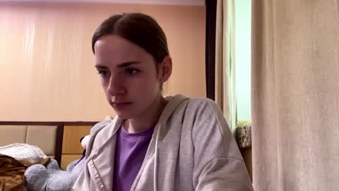 Emila online show from 06.15.26