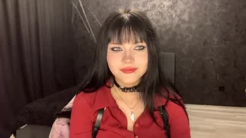 EmilySuonn online show from 04.28.26