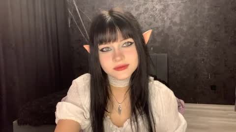 EmilySuonn online show from 05.06.26