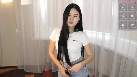 Lily online show from 04.20.26