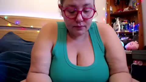 suzie stardust online show from 02.17.26