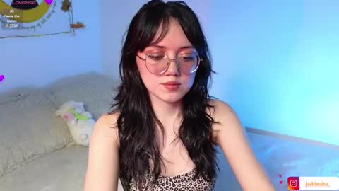 Jadde  online show from 02.15.25