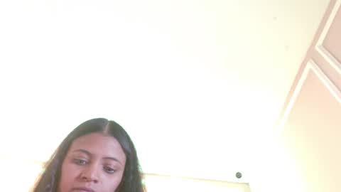 Snapshot of suzyfox chatting on 03.05.26 Suzy online show from 03.05.26