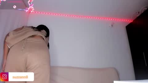 suzzann_rugg online show from 02.21.26