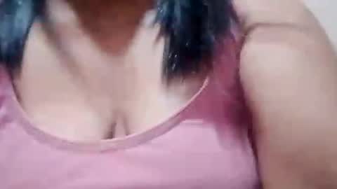 suzzie_hot online show from 10.13.25