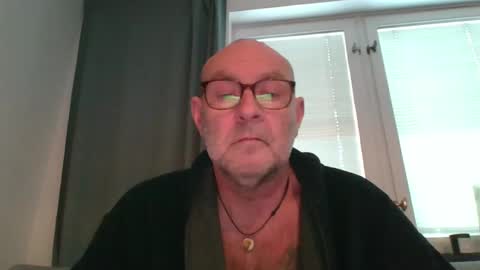 Snapshot of svenskdaddy chatting on 12.05.24 svenskdaddy online show from 12.05.24