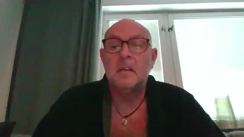 Snapshot of svenskdaddy chatting on 12.24.24 svenskdaddy online show from 12.24.24