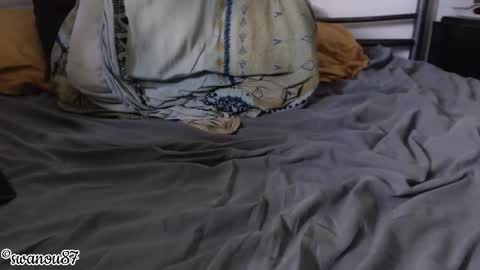 Snapshot of swanou87 chatting on 03.04.26 swanou87 online show from 03.04.26