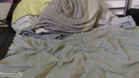 Snapshot of swanou87 chatting on 03.31.26 swanou87 online show from 03.31.26